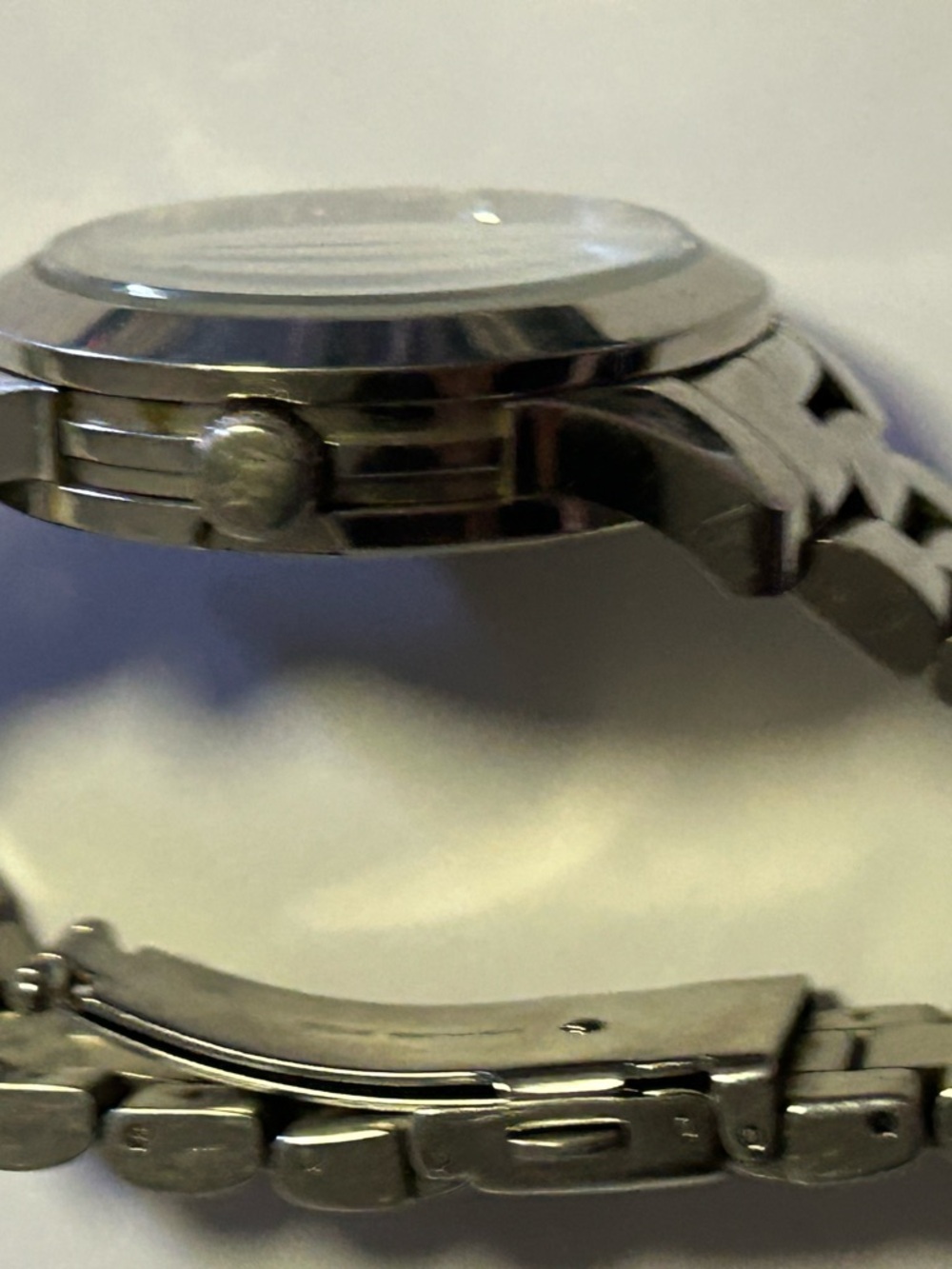 Michael Kors Silver Crystal-Accent Women's Watch with Clear Stones - Picture 6 of 7